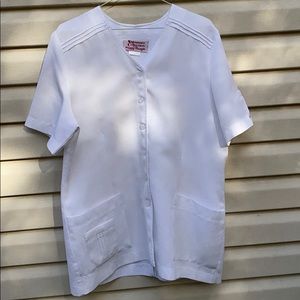 All white scrub top 🏥 Size 13-14